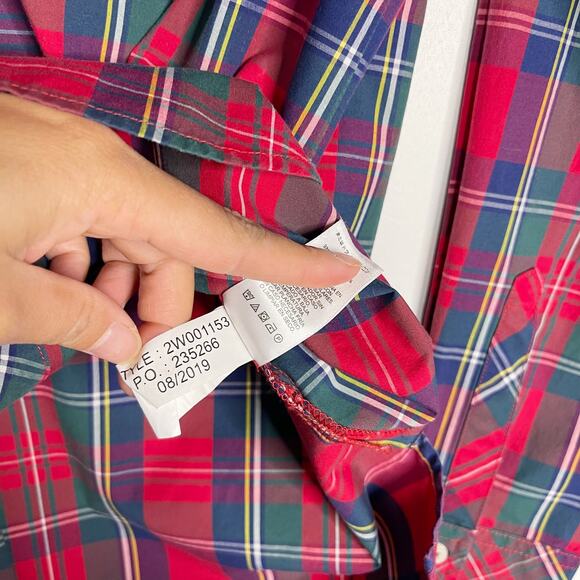 Vineyard Vines Womens 0 Red Green Merry Plaid Chilmark Relaxed Button Down Shirt - Picture 8 of 8